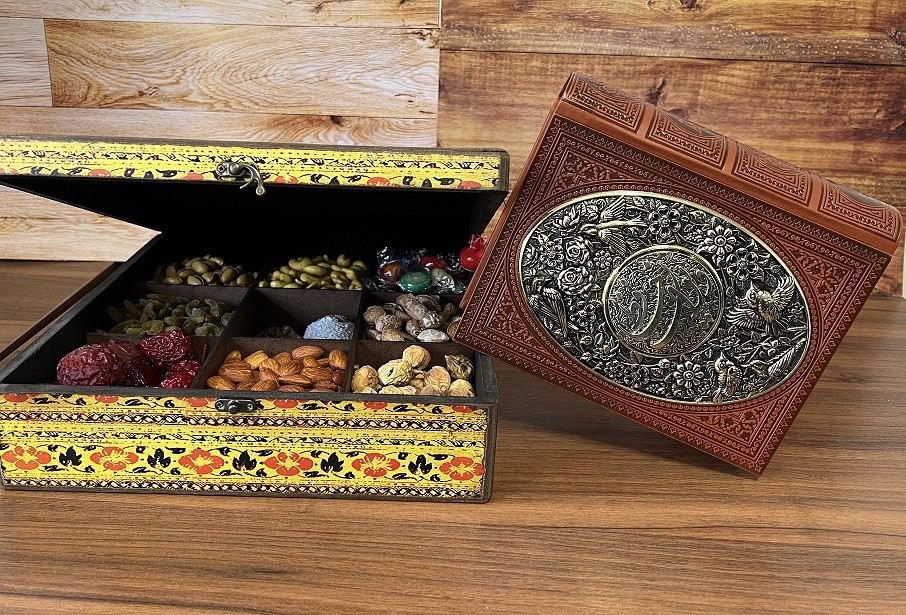 هدیه یلدا پکیج لاکچری یلدای آزادی هدیه شب یلدا/ هدیه سازمانی شب یلدا / هدیه یلدا/ هدیه